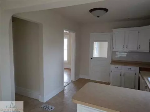 536 W Front St, Grand Ledge, MI 48837 photo 5
