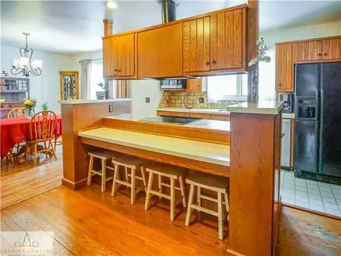 2425 Hanover Dr, Lansing, MI 48911 photo 7