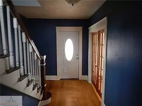 326 Smith Ave, Lansing, MI 48910 photo 2