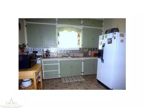 134 E First St, Ovid, MI 48866 photo 4