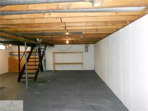 7835 E Cutler, Bath, MI 48808 photo 8