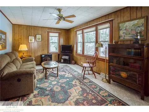 327 E Riverside St, Williamston, MI 48895 photo 7