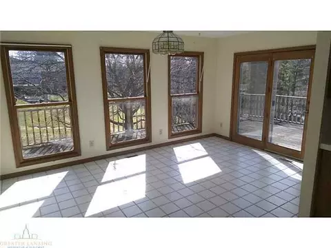 114 E Front, Grand Ledge, MI 48837 photo 7