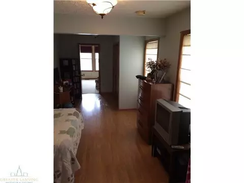636 E Cavanaugh Rd, Lansing, MI 48910 photo 10
