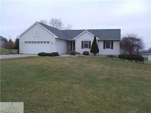 3390 Winmil Dr, Saint Johns, MI 48879 photo 2
