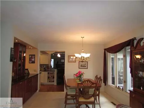 3925 Binghampton Dr, Okemos, MI 48864 photo 8
