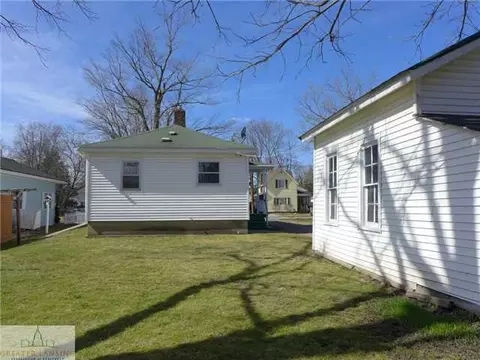 105 S Mead St, Saint Johns, MI 48879 photo 24