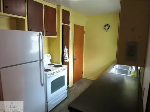 2012 Cooper Ave, Lansing, MI 48910 photo 9