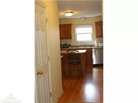 13698 Harvest Ln, Bath, MI 48808 photo 8
