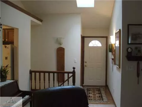 8546 Doe Pass, Lansing, MI 48917 photo 4
