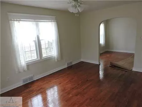 1127 Alsdorf St, Lansing, MI 48910 photo 9