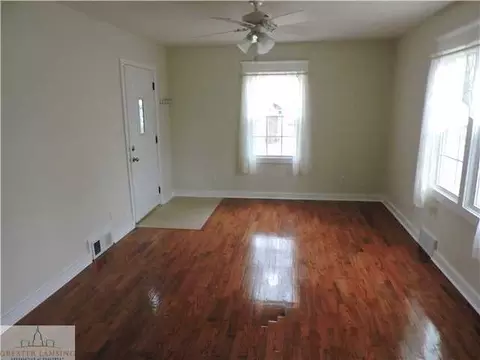 1127 Alsdorf St, Lansing, MI 48910 photo 7