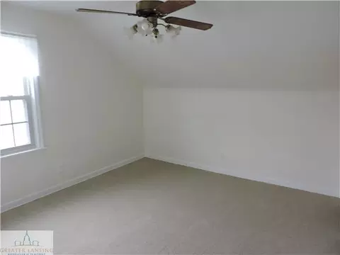 1127 Alsdorf St, Lansing, MI 48910 photo 14