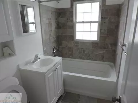 1127 Alsdorf St, Lansing, MI 48910 photo 15