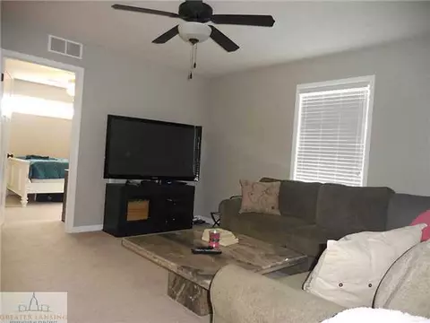 1126 Oakwood Dr, Dewitt, MI 48820 photo 12