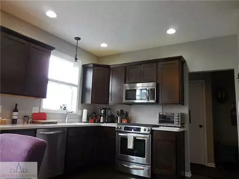 1126 Oakwood Dr, Dewitt, MI 48820 photo 9