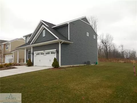 1126 Oakwood Dr, Dewitt, MI 48820 photo 3