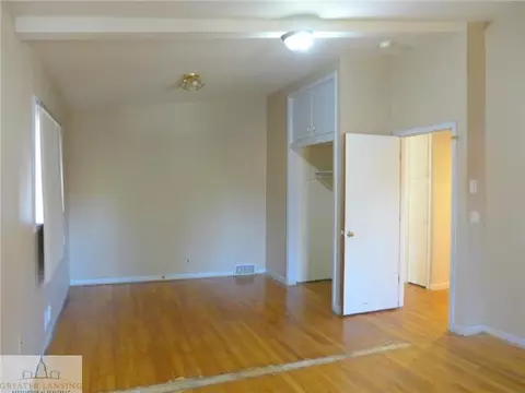 2260 Tecumseh River Rd, Lansing, MI 48906 photo 9