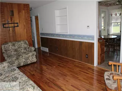 12115 M-52, Perry, MI 48872 photo 5