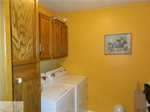 1069 Brookside, Grand Ledge, MI 48837 photo 10