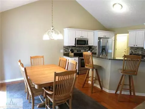 13620 Honeylocust Dr, Dewitt, MI 48820 photo 7
