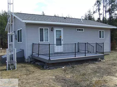 951 State, Harrison, MI 48625 photo 3