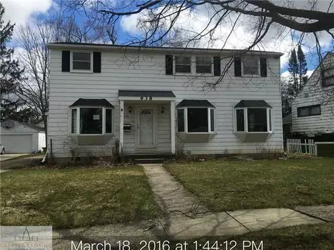 938 Pendleton Dr, Lansing, MI 48917 photo 1