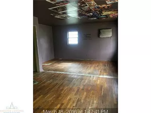938 Pendleton Dr, Lansing, MI 48917 photo 5