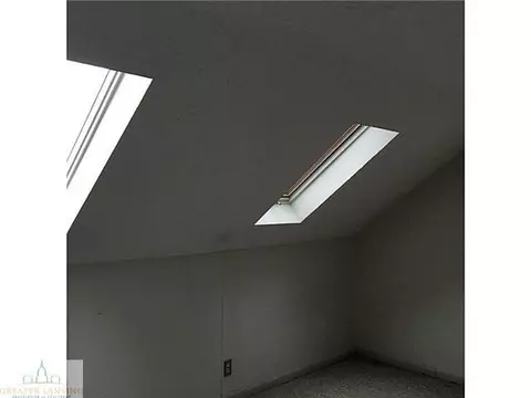 421 Huron, Lansing, MI 48915 photo 21
