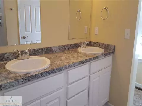 6720 Thunder Ln, Lansing, MI 48906 photo 20