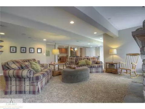 3192 Trisha Cir, Dewitt, MI 48820 photo 6