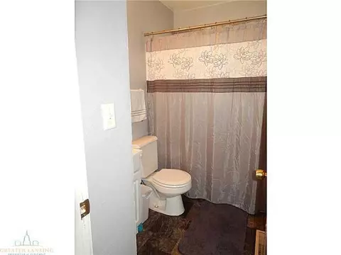 6409 Cooper Rd, Lansing, MI 48911 photo 12