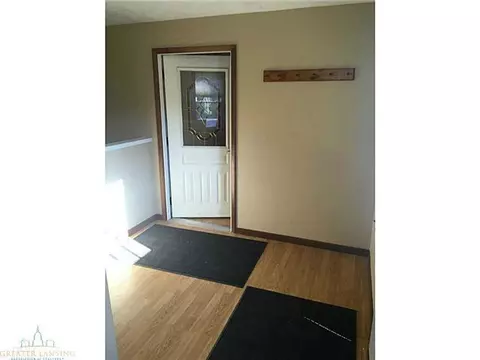 8789 S Williams Rd, Dewitt, MI 48820 photo 4