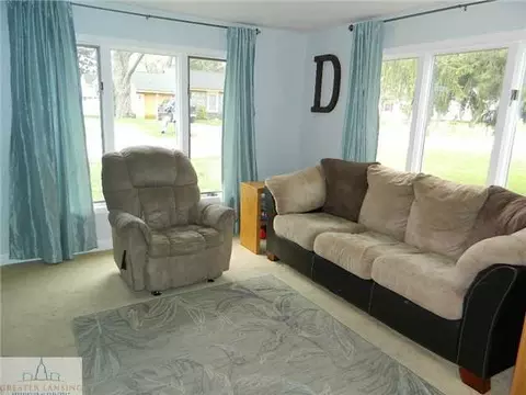 221 E Willow St, Perry, MI 48872 photo 13
