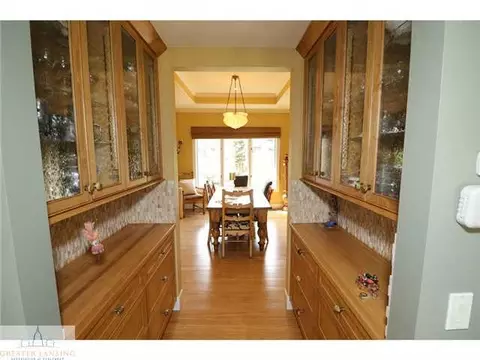 1100 Trails End, Okemos, MI 48864 photo 6
