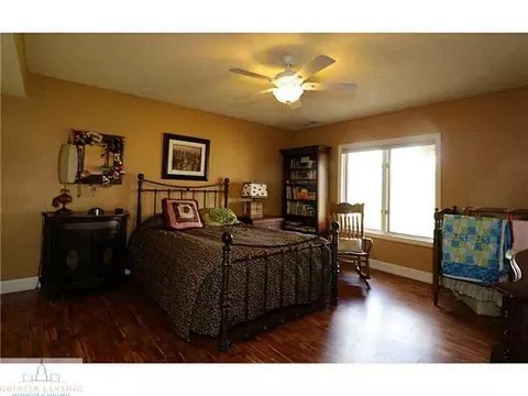 1100 Trails End, Okemos, MI 48864 photo 16