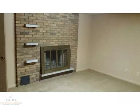 911 N Cedar Rd, Mason, MI 48854 photo 12