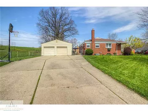 2103 Dillingham Ave, Lansing, MI 48906 photo 13