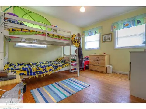 2103 Dillingham Ave, Lansing, MI 48906 photo 5