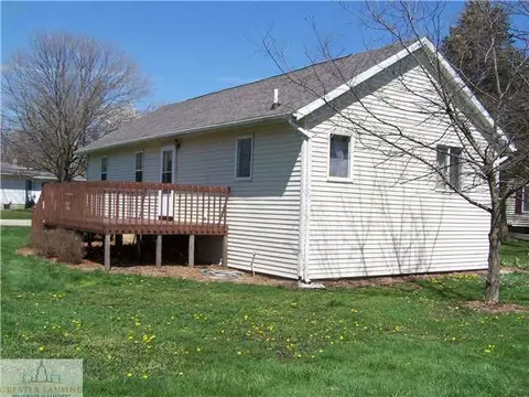 219 Logan, Sunfield, MI 48890 photo 3