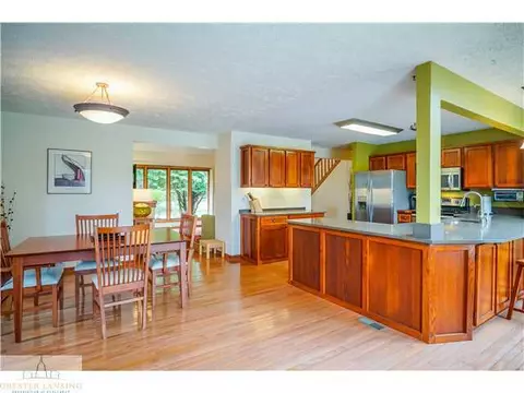 797 E Sherwood Rd, Williamston, MI 48895 photo 6