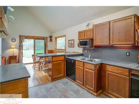 237 E Sherwood Rd, Williamston, MI 48895 photo 5