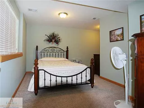 12141 Chandler Rd, Bath, MI 48808 photo 15
