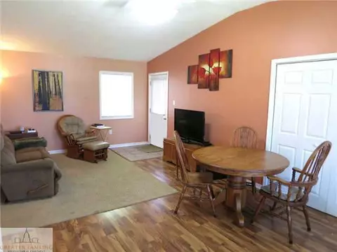414 Cherry, Dewitt, MI 48820 photo 6