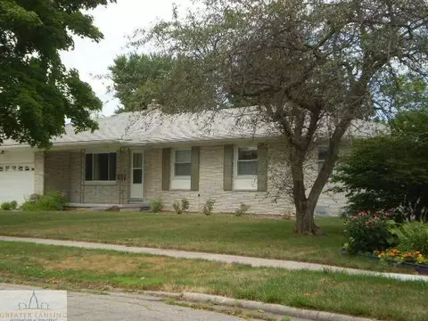 3318 Springbrook Ln, Lansing, MI 48917 photo 1