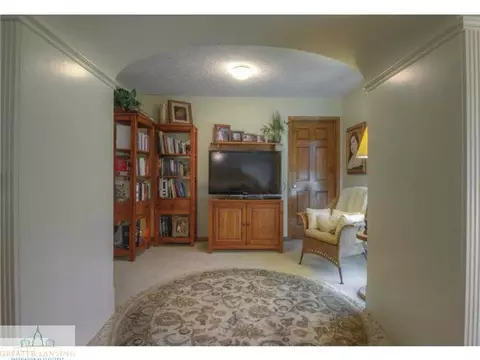 707 W Main St, Dewitt, MI 48820 photo 10