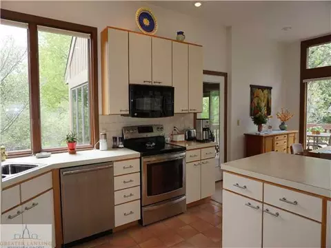 6078 Oakpark Trl, Haslett, MI 48840 photo 10
