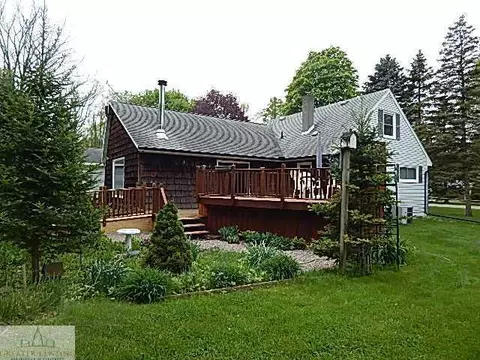 5833 Hilliard Rd, Lansing, MI 48911 photo 22