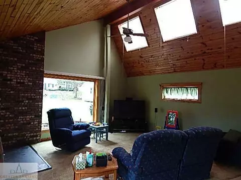 5833 Hilliard Rd, Lansing, MI 48911 photo 8