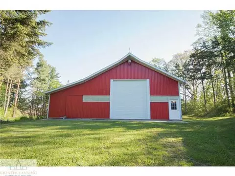 4752 Bunker Rd, Mason, MI 48854 photo 3